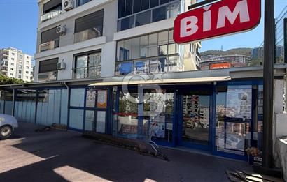 İzmir Narlıdere'de Satılık Ticari Mülk / Kurumsal Kiracılı / Yeni Bina