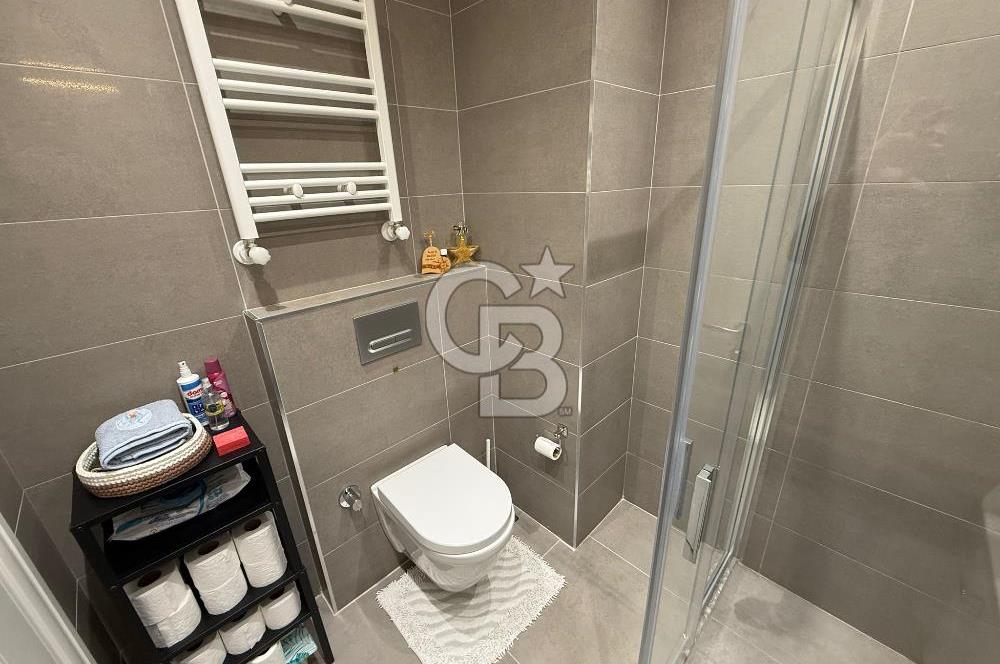 CADDEBOSTAN SAHİL MİGROS KARŞISINDA İŞYERİNE UYGUN 2+1