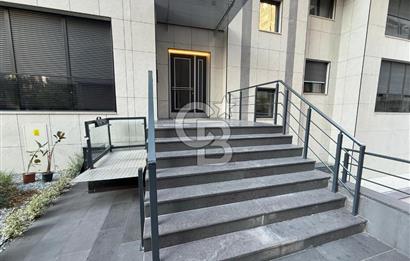 CADDEBOSTAN SAHİL MİGROS KARŞISINDA İŞYERİNE UYGUN 2+1