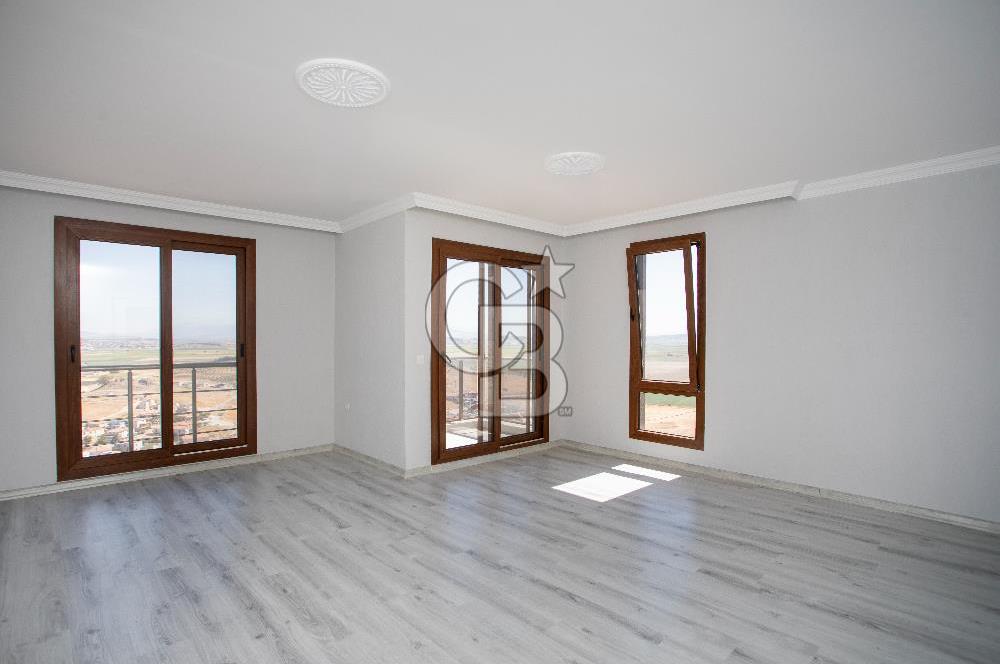 Foça Bağarası Kazım Dirik Mah. 2+2 Dubleks Daire