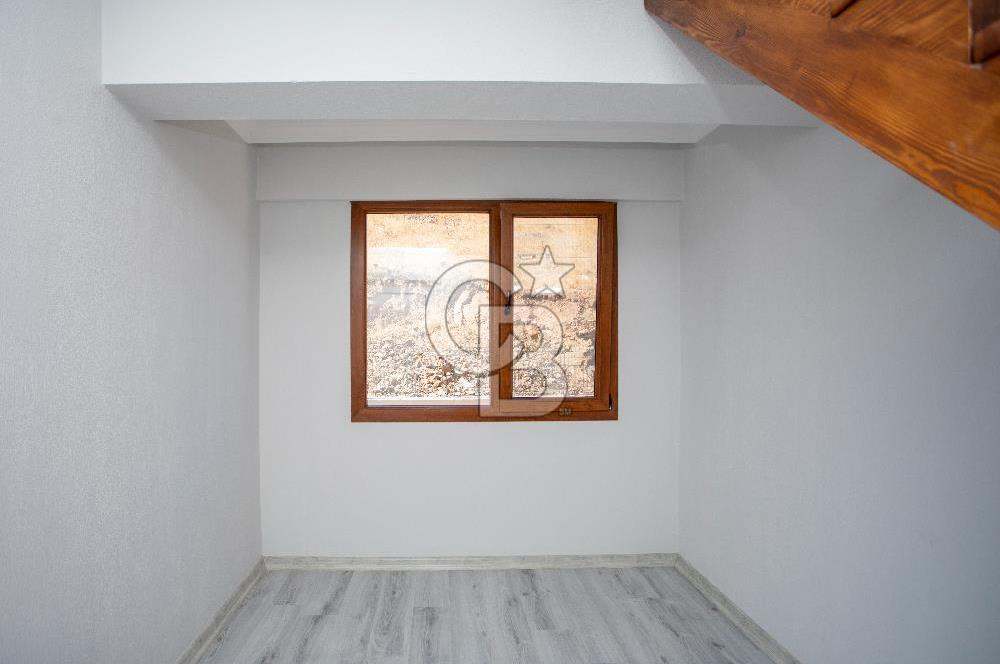 Foça Bağarası Kazım Dirik Mah. 2+2 Dubleks Daire