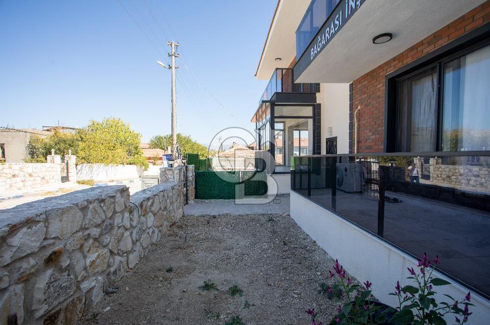 Foça Yenibağarası'nda Satılık 2+1 Daire