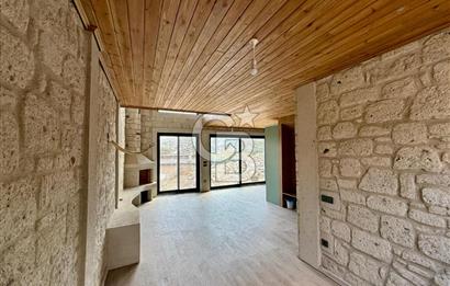 İzmir Urla Balıklıova Çınar Konaklarında Satılık Villa