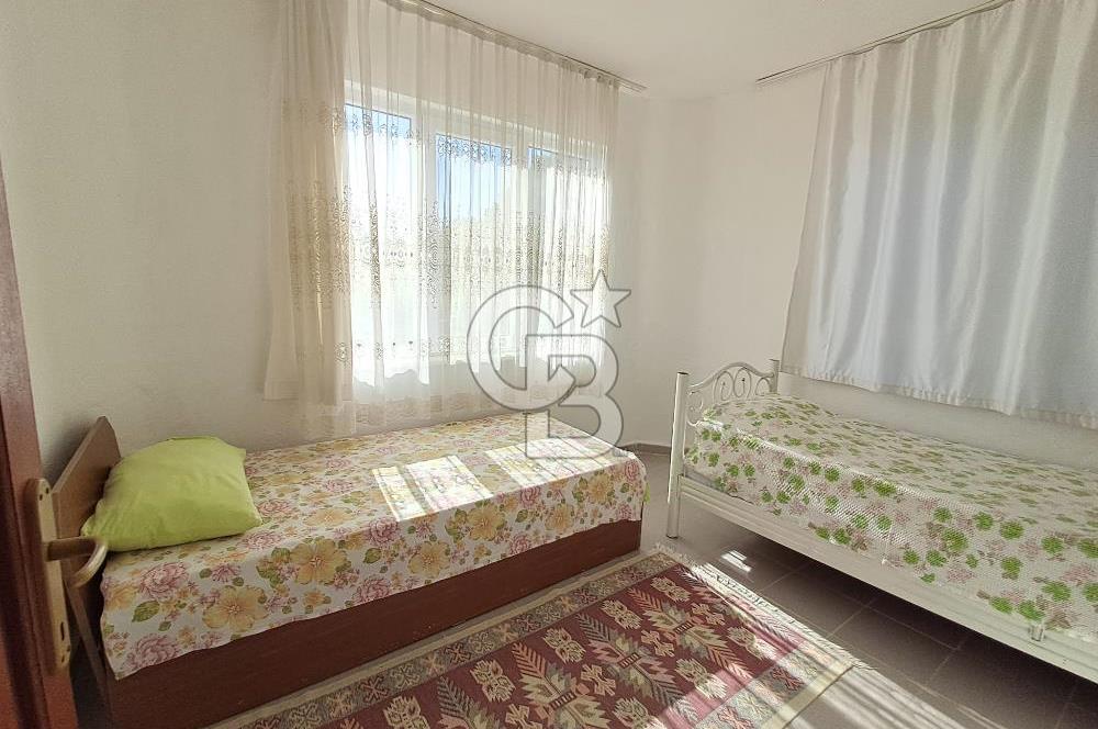 Örenin Huzurlu Atmosferinde Denize Yakın Tripleks Villa