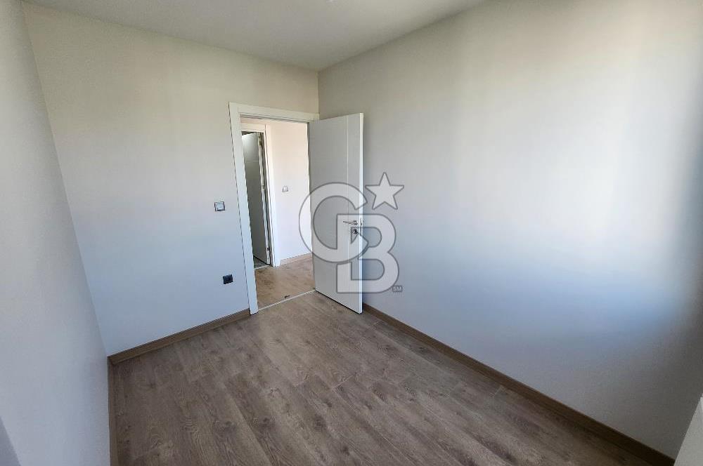1272175947 KADIKÖY MERDİVENKÖY'DE KİRALIK 2+1 SIFIR DAİRE 