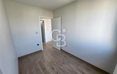 1272175947 KADIKÖY MERDİVENKÖY'DE KİRALIK 2+1 SIFIR DAİRE 