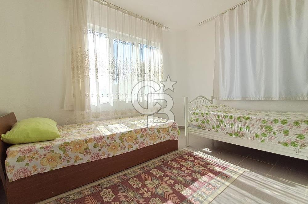 Örenin Huzurlu Atmosferinde Denize Yakın Tripleks Villa