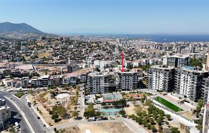 Granada Sitesinde Havuz ve Park Manzaralı Satılık 3+1 Daire