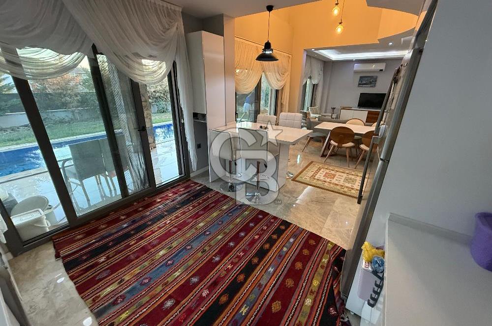 Muğla Ortaköy’de Satılık 4+1 Villa