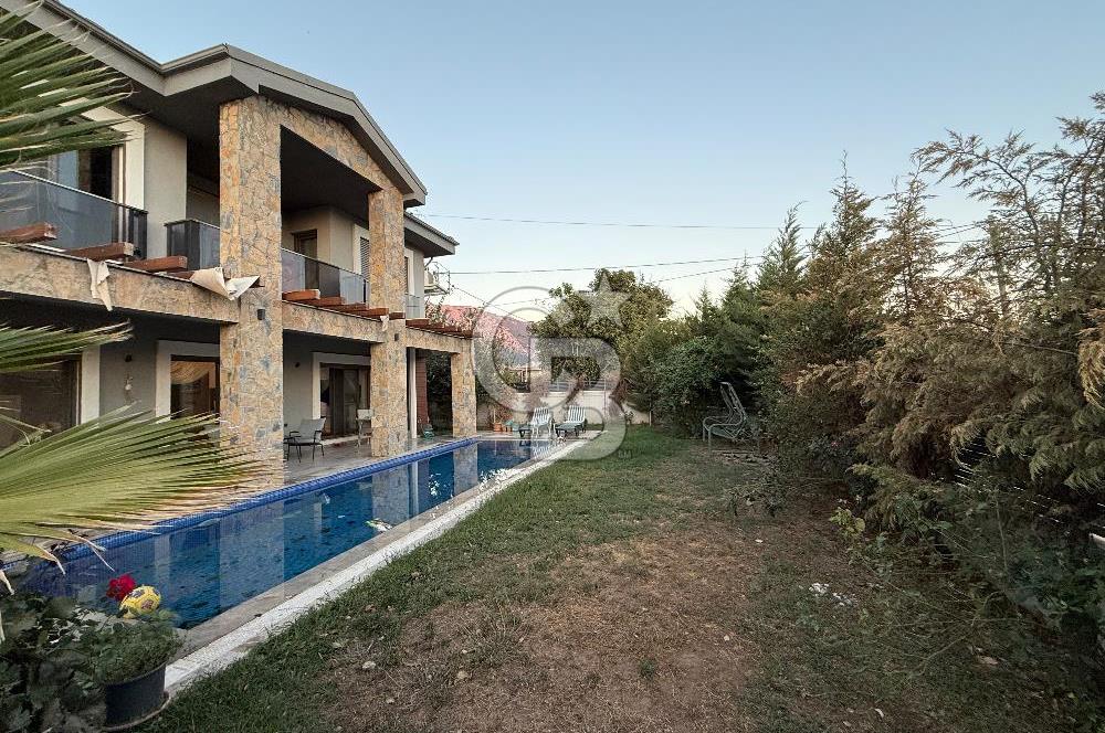 Muğla Ortaköy’de Satılık 4+1 Villa
