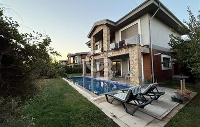 Muğla Ortaköy’de Satılık 4+1 Villa