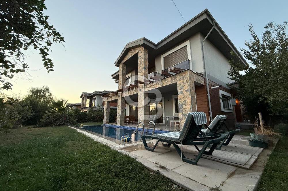 Muğla Ortaköy’de Satılık 4+1 Villa