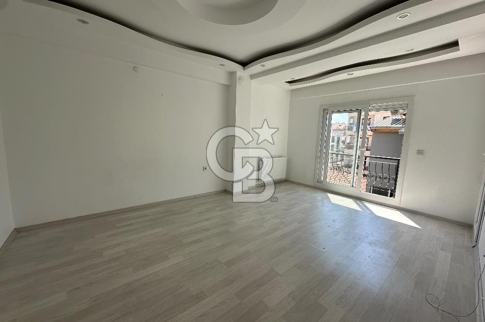 Çiğli Yenimahalle de teraslı 4 + 1 dubleks kiralık