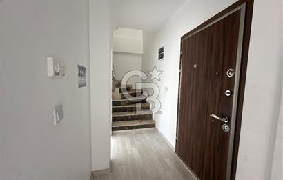 Çiğli Yenimahalle de teraslı 4 + 1 dubleks kiralık