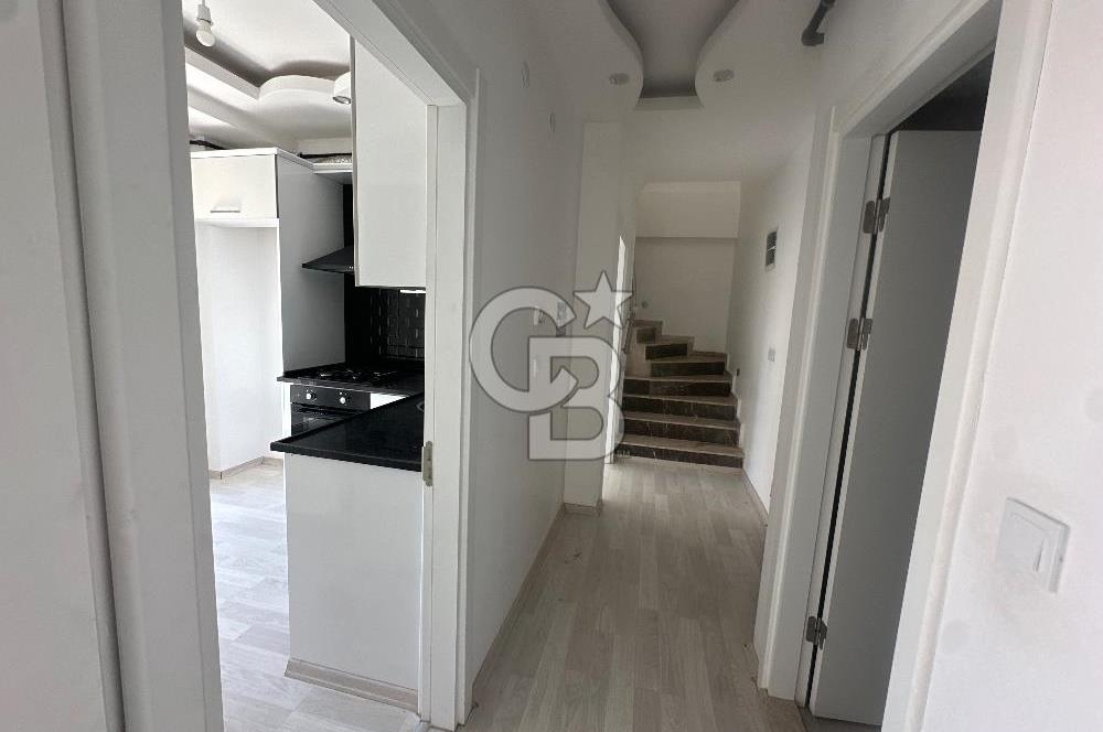 Çiğli Yenimahalle de teraslı 4 + 1 dubleks kiralık