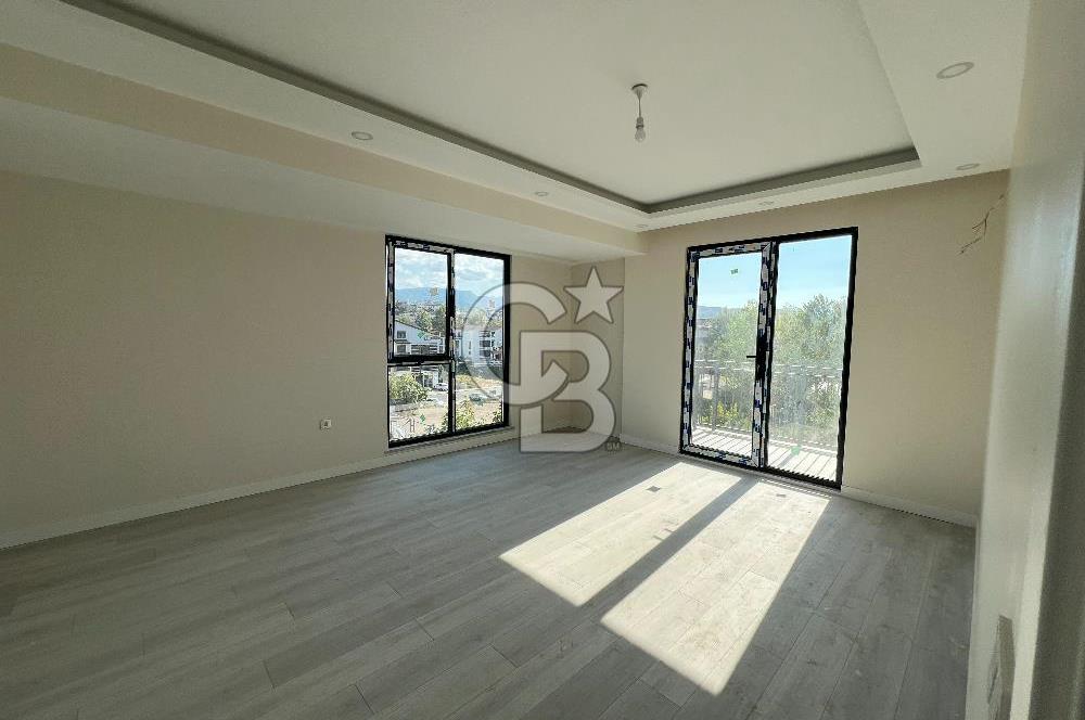 BAŞİSKELE'DE ARA KAT MANZARALI 3+1 SATILIK SIFIR DAİRE