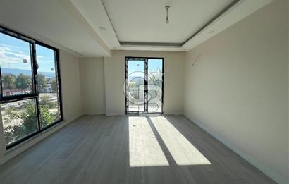 BAŞİSKELE'DE ARA KAT MANZARALI 3+1 SATILIK SIFIR DAİRE
