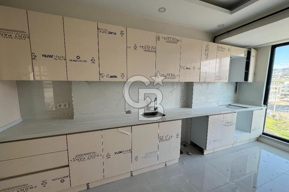 BAŞİSKELE'DE ARA KAT MANZARALI 3+1 SATILIK SIFIR DAİRE