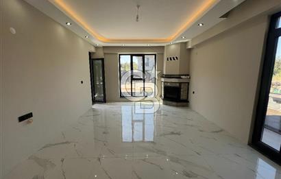 KARTEPE MÜSTAKİL HAVUZLU GENİŞ BAHÇELİ LÜKS 4+1 SATILIK VİLLA