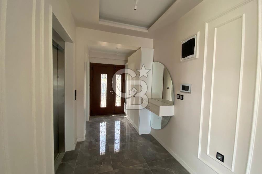YALOVA KADIKÖY TRİBLEX VİLLA SATILIK