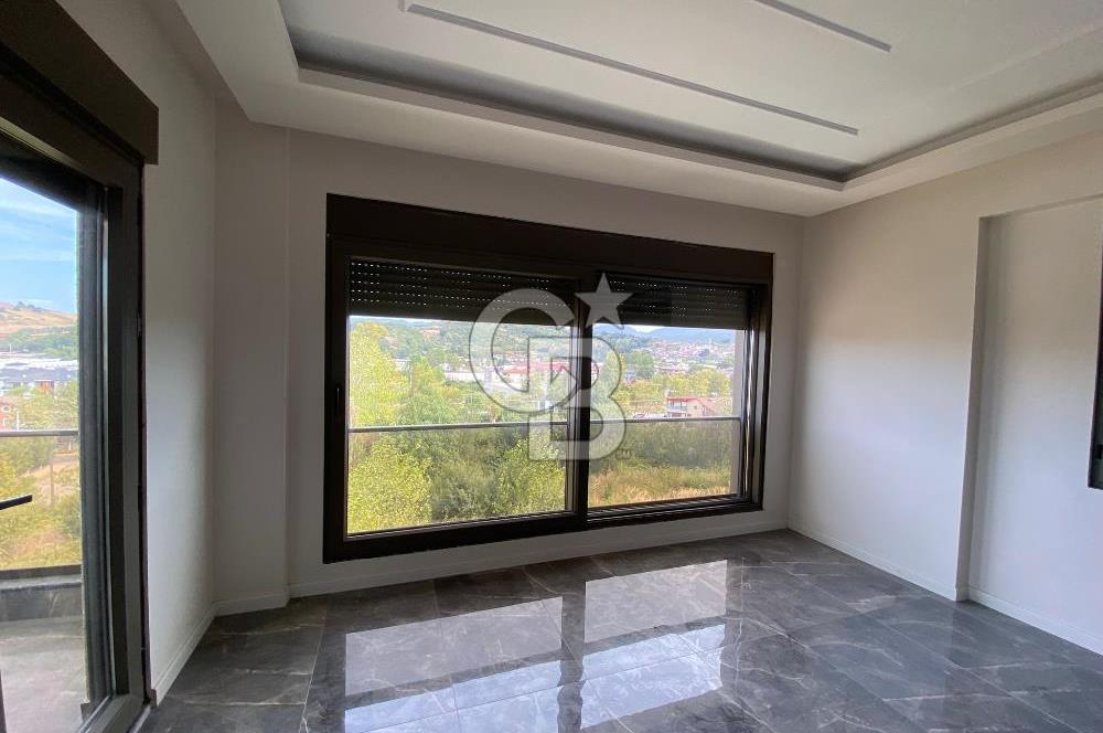 YALOVA KADIKÖY TRİBLEX VİLLA SATILIK