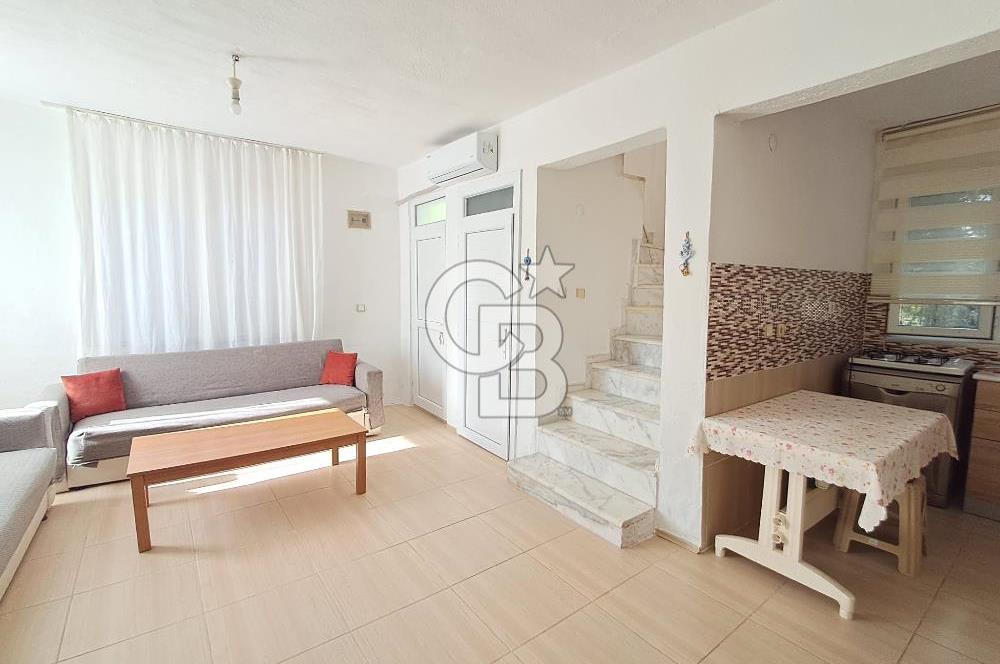 Örenin Huzurlu Atmosferinde Denize Yakın Tripleks Villa