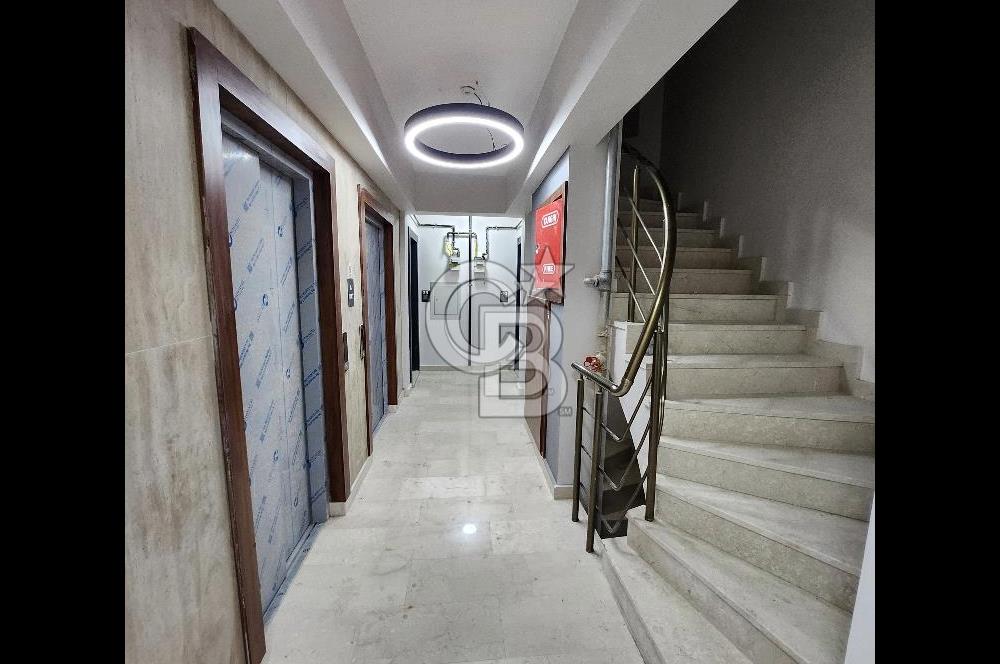 1272175947 KADIKÖY MERDİVENKÖY'DE KİRALIK 2+1 SIFIR DAİRE 