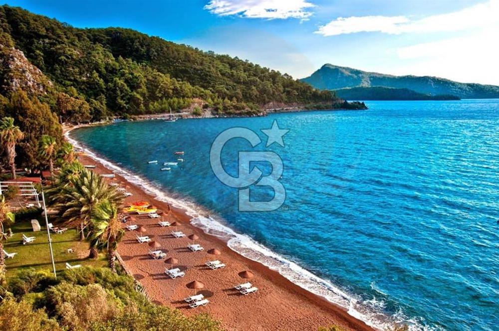 Marmaris'te 698 m2 Villa İmarlı Arsa
