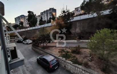 ÇİĞLİ MERKEZDE 3+1 EŞYALI FERAH ARAKAT DAİRE