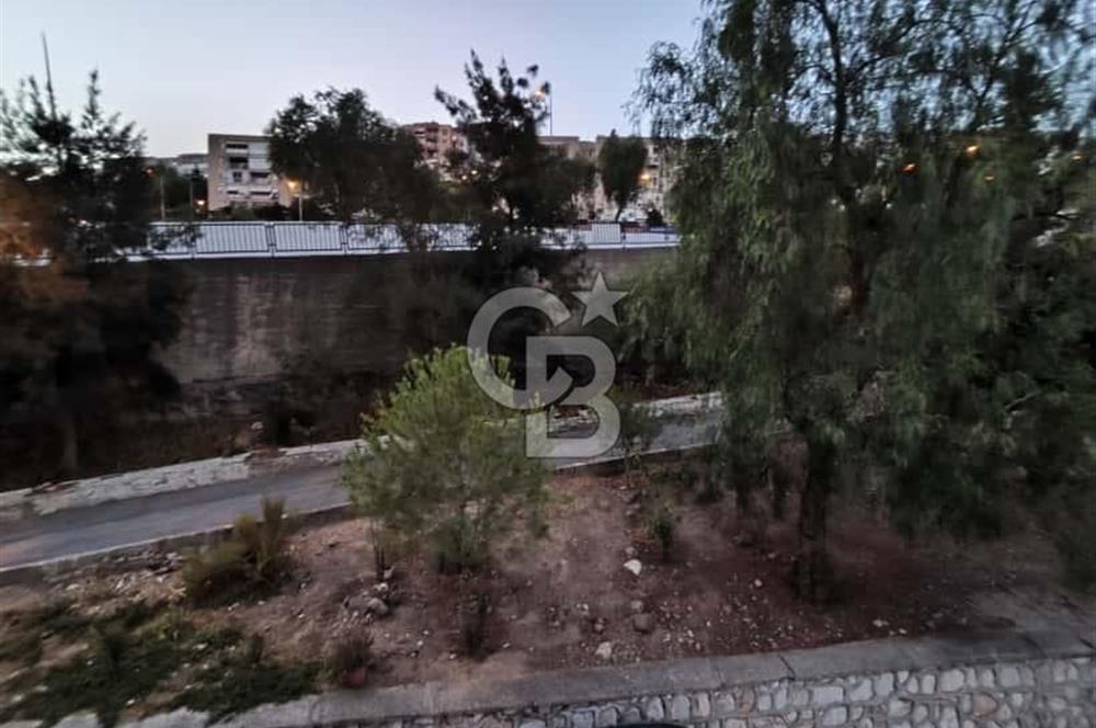 ÇİĞLİ MERKEZDE 3+1 EŞYALI FERAH ARAKAT DAİRE