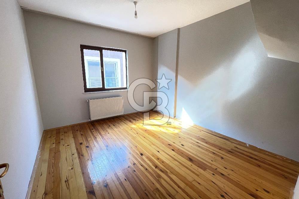 TANJANT YOLU ÜZERİ MEYDANA YÜRÜME MESAFESİ KİRALIK DUBLEX DAİRE