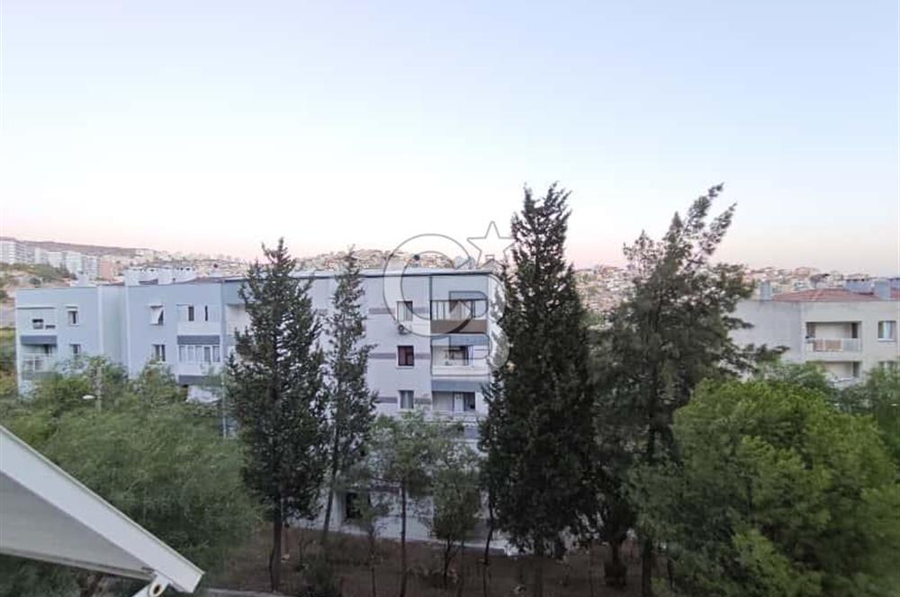 ÇİĞLİ MERKEZDE 3+1 EŞYALI FERAH ARAKAT DAİRE