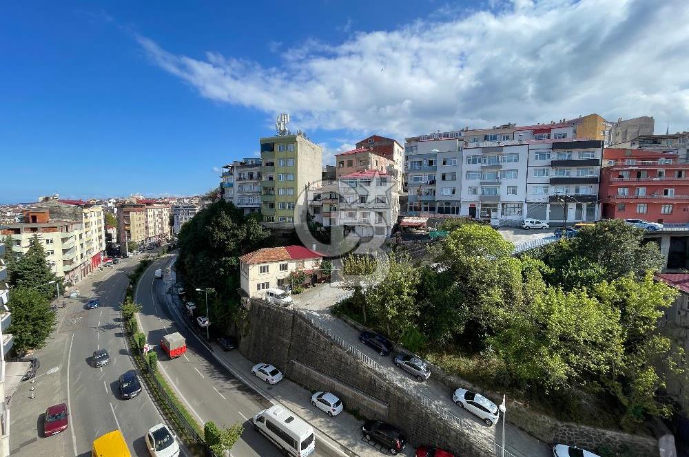 TANJANT YOLU ÜZERİ MEYDANA YÜRÜME MESAFESİ KİRALIK DUBLEX DAİRE
