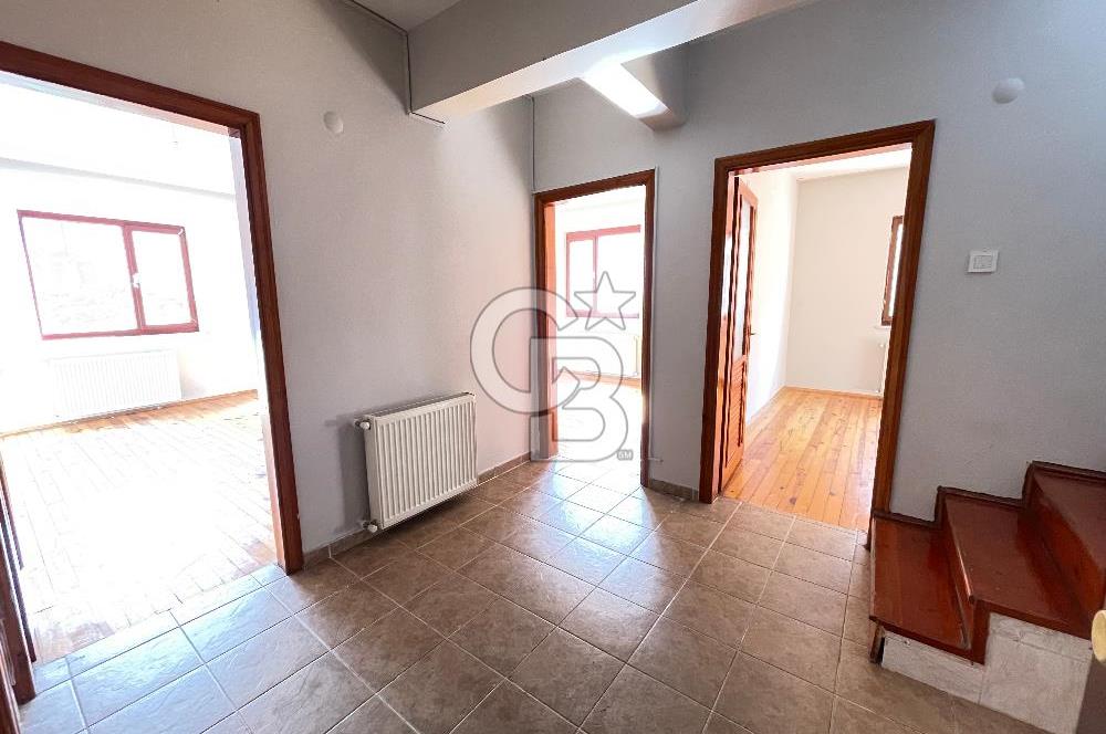 TANJANT YOLU ÜZERİ MEYDANA YÜRÜME MESAFESİ KİRALIK DUBLEX DAİRE