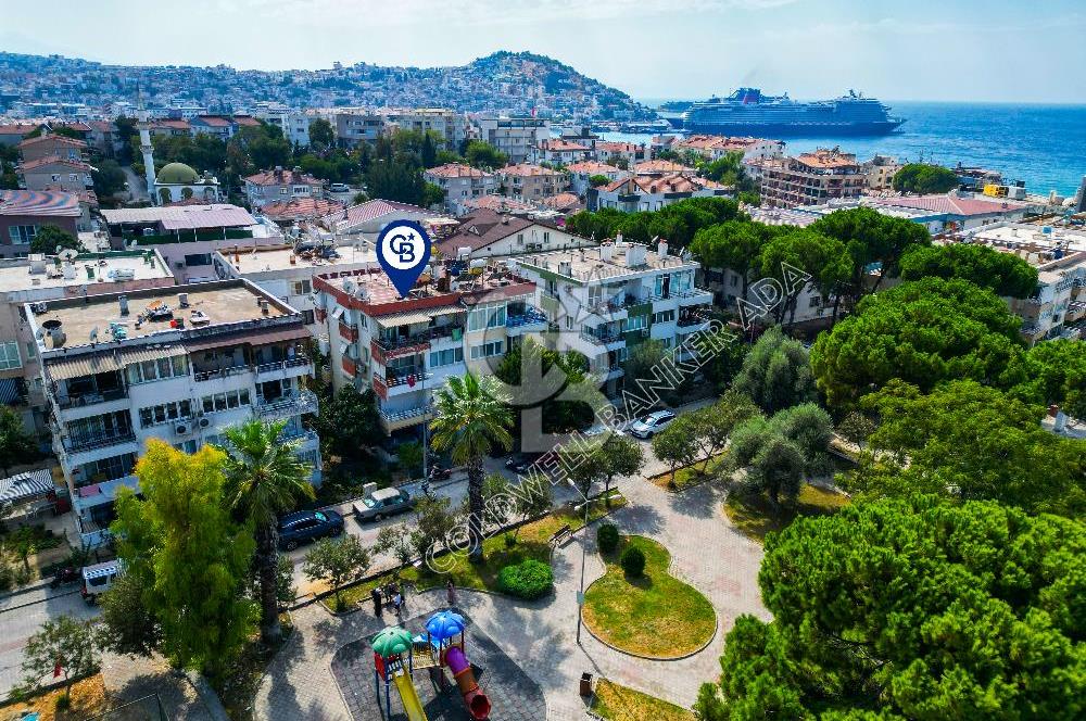 Kuşadası Marina ve Gözde Hastanesi Yakını Eşyalı Satılık 2+1 Daire
