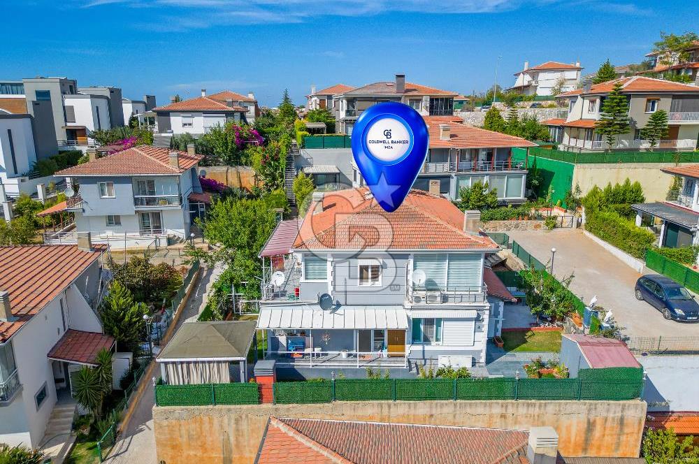 GÜZELBAHÇE KAHRAMANDERE KOLEJLER BÖLGESİNDE SATILIK VİLLA