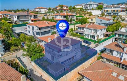 GÜZELBAHÇE KAHRAMANDERE KOLEJLER BÖLGESİNDE SATILIK VİLLA