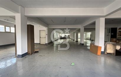 EYÜP TOPÇULARDA SATILIK 5 KATLI BETONARME İŞ YERİ VE ARSASI