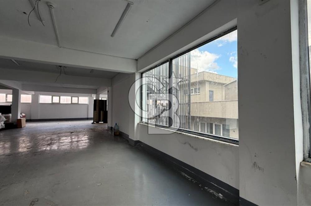 EYÜP TOPÇULARDA SATILIK 5 KATLI BETONARME İŞ YERİ VE ARSASI