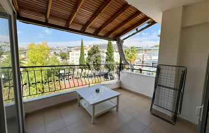Kuşadası Marina ve Gözde Hastanesi Yakını Eşyalı Satılık 2+1 Daire