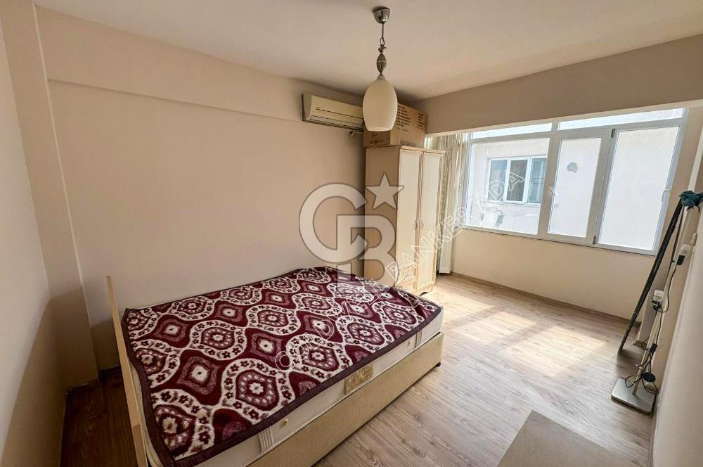 Kuşadası Marina ve Gözde Hastanesi Yakını Eşyalı Satılık 2+1 Daire