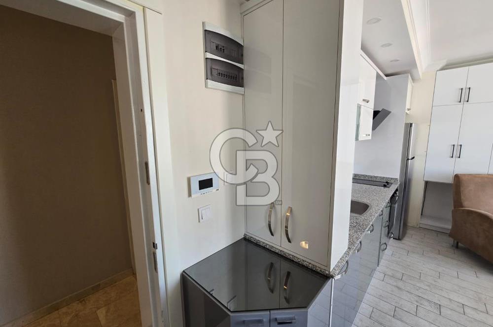 Çiğli Aydınlıkevlerde Havuzlu Sitede Eşyalı Kiralık 1+1 Daire