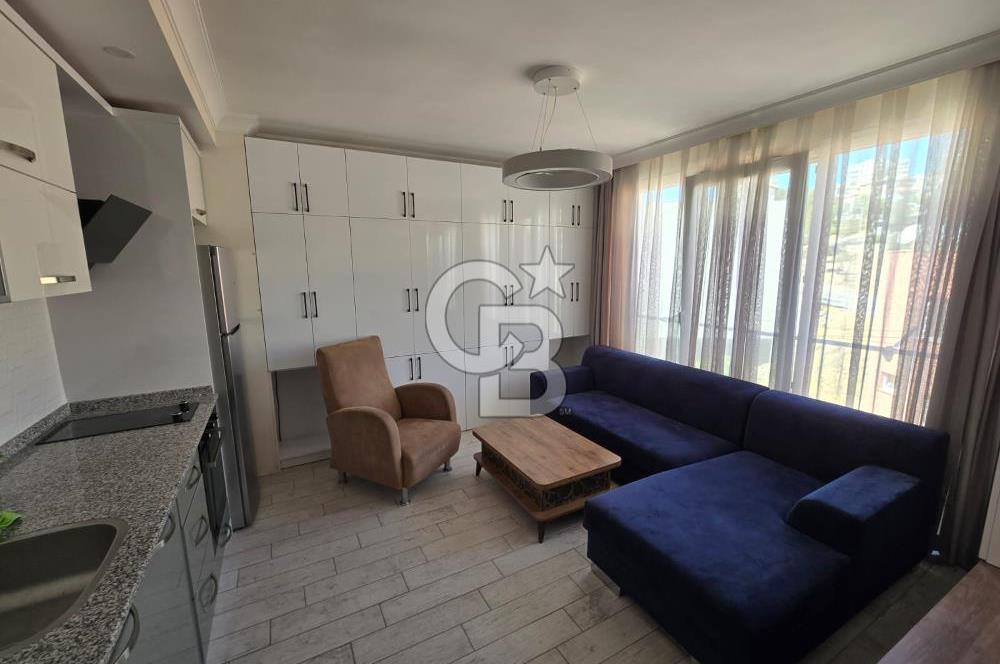 Çiğli Aydınlıkevlerde Havuzlu Sitede Eşyalı Kiralık 1+1 Daire
