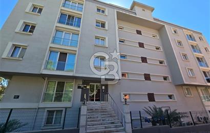 Çiğli Aydınlıkevlerde Havuzlu Sitede Eşyalı Kiralık 1+1 Daire