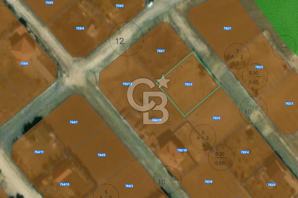 PRUSAKLAR SİRKELİ 700 m2 VİLLA ARSASI