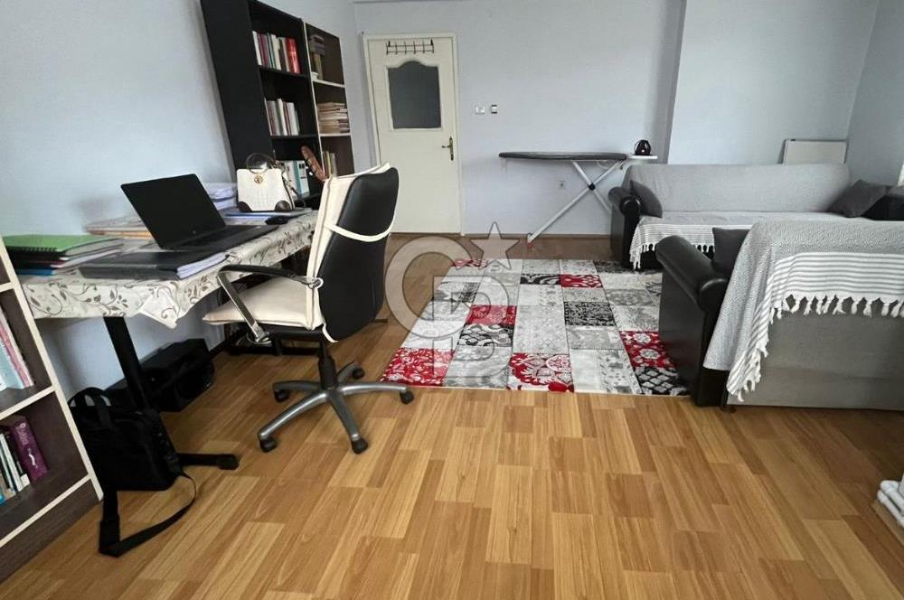 Zümrütevler Mahallesinde 2+1 Kat Mülkiyetli Daire