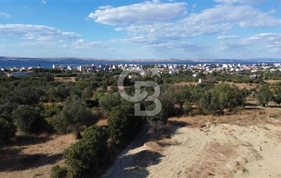 ÇARDAK'TA 300 M² DENİZ MANZARALI SATILIK ARSA