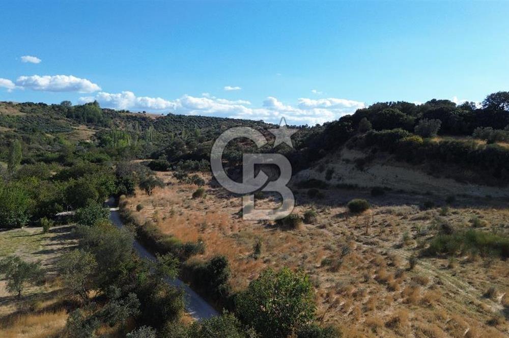 ÇARDAK'TA 300 M² DENİZ MANZARALI SATILIK ARSA