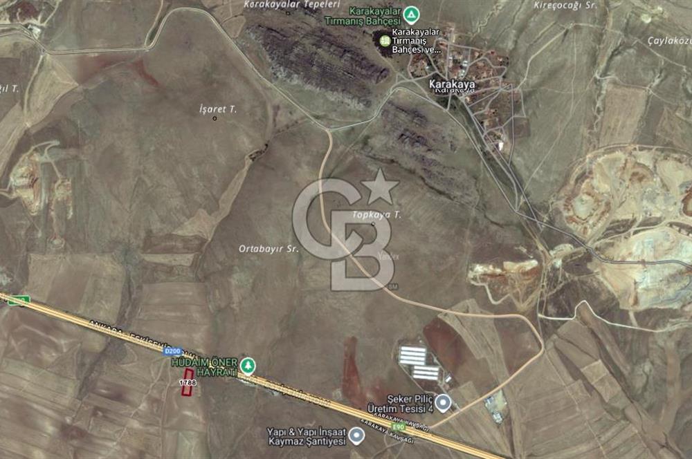 Eskişehir-Sivrihisar-Karakaya Mahallesinde Ana Yol Cepheli Satılık Tarla