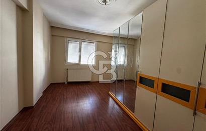 Basın sitesinde deniz manzaralı satılık daire
